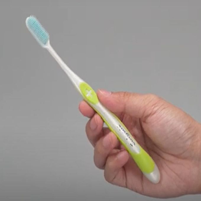 Colgate Flex Clean Toothbrush